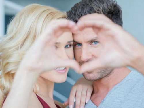 Есть и третий вариант, когда вы оба вызываете друг у друга сильные чувства, но твой избранник уже накрепко связан узами браками