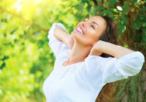 Если хотите быть мудрой и хитрой женой, уважайте своего мужчину, следите, чтобы он чувствовал себя главным