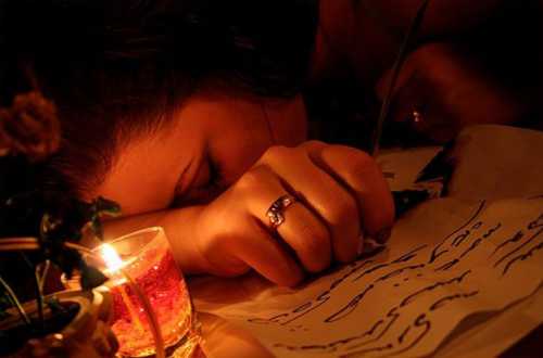 Раздраженно