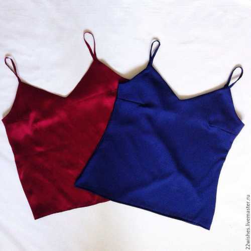 Припуски обметать вместе