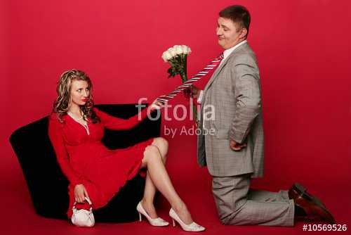 Постоянно напоминает он о том, о чём ей стыдно вспоминать, для того, чтобы вселить в бедолагу чувство вины