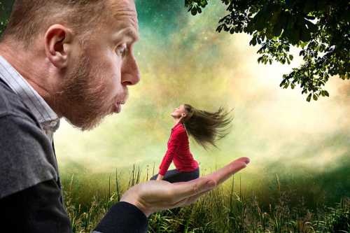 В итоге, любая, высказанная ей фраза начнёт работать против неё самой