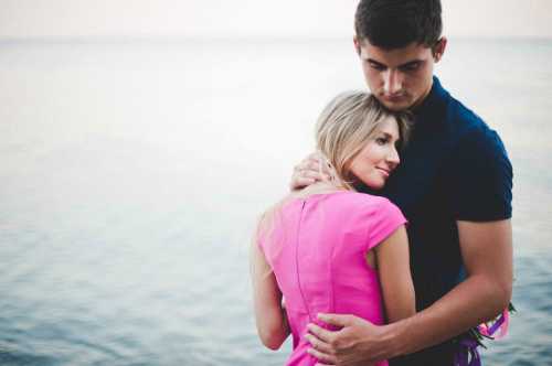 Желание дать, напротив, говорит о неудовлетворенности, распущенности, отсутствии характера и самоуважения