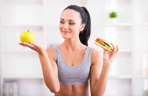 Кроме эффективного похудения, скакалка, по мнению кардиологов, является отличным кардио тренажером