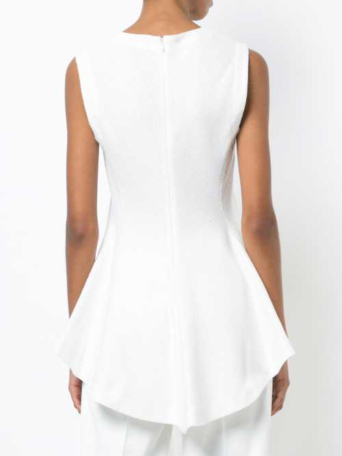 Чтобы при сшивании переда и спинки у нас совпал по длине плечевой шов