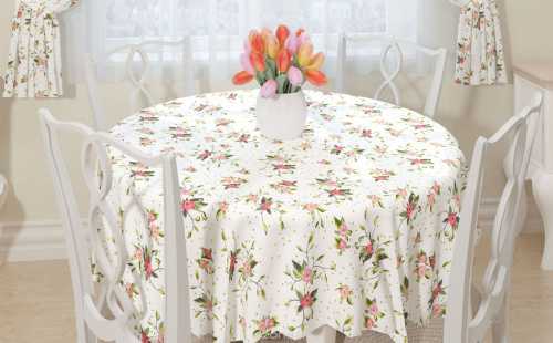 Очень жалко колоть ее в попу и в коленку но делать нечего