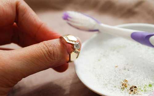 Как почистить украшения в домашних условиях