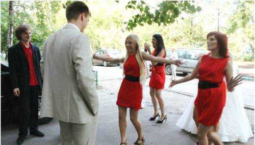 Когда жених отказывается, собеседник предоставляет новый номер телефона