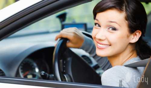 Как женщине научиться водить машину