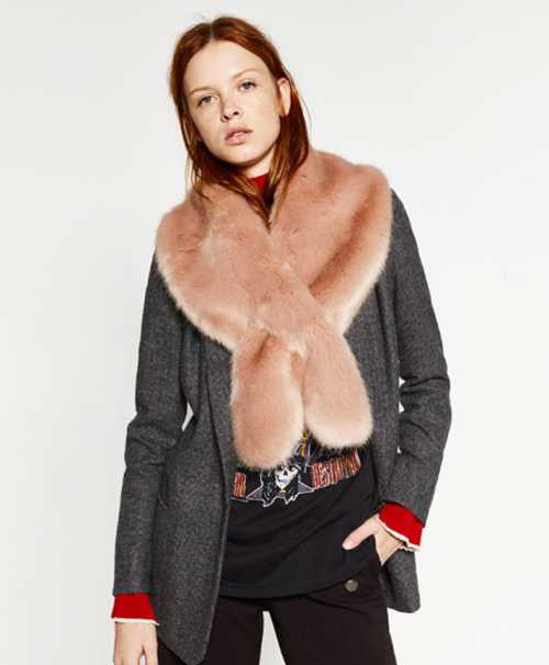 Шнурованные элементы появятся и на мягких сапожках из замши, и на агрессивных сапогах на каблуке и с тракторной подошвой