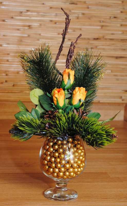 Новогодняя икебана своими руками