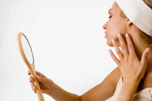 Сильно наморщили нос на секунд расслабили